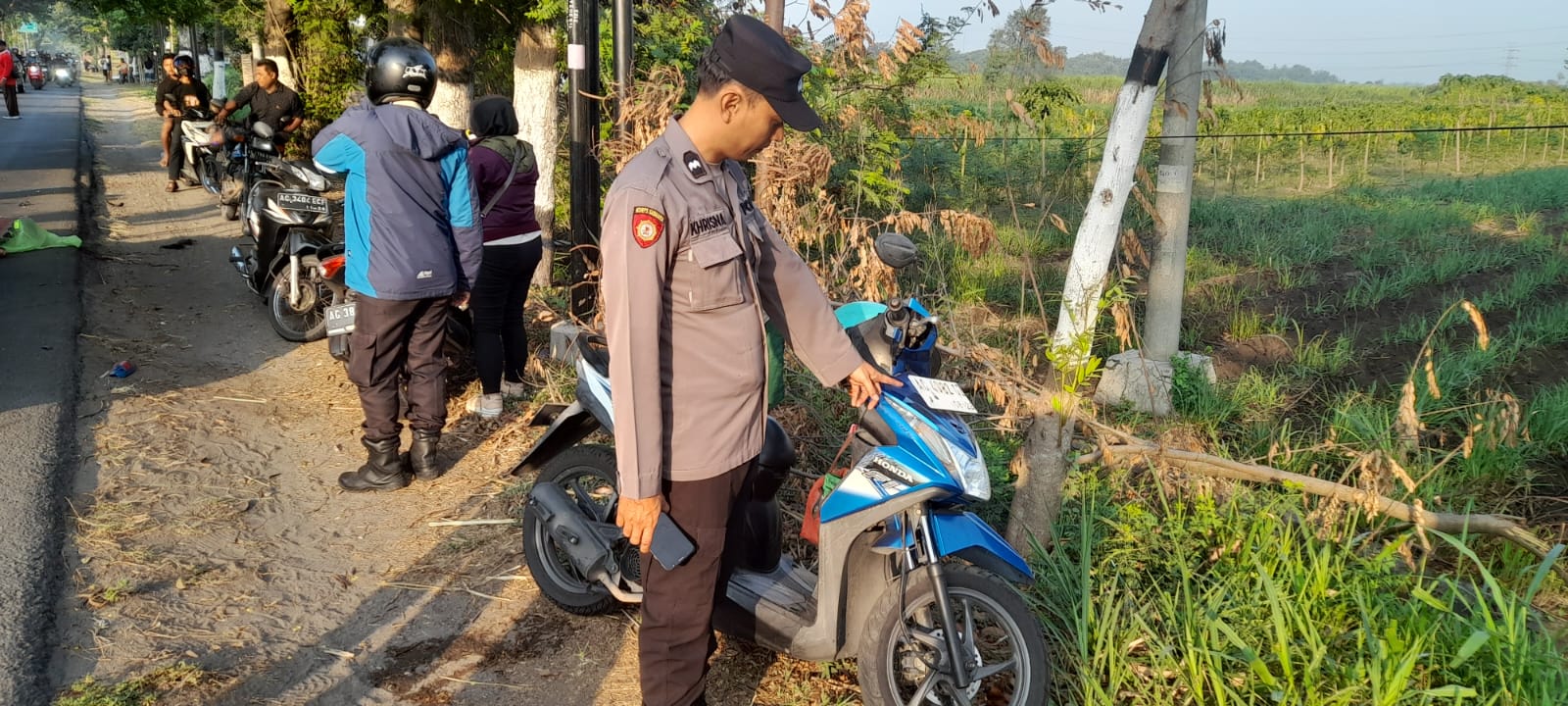 Berangkat Kerja, Warga Gurah Tertabrak Bus, Begini Kejadiannya