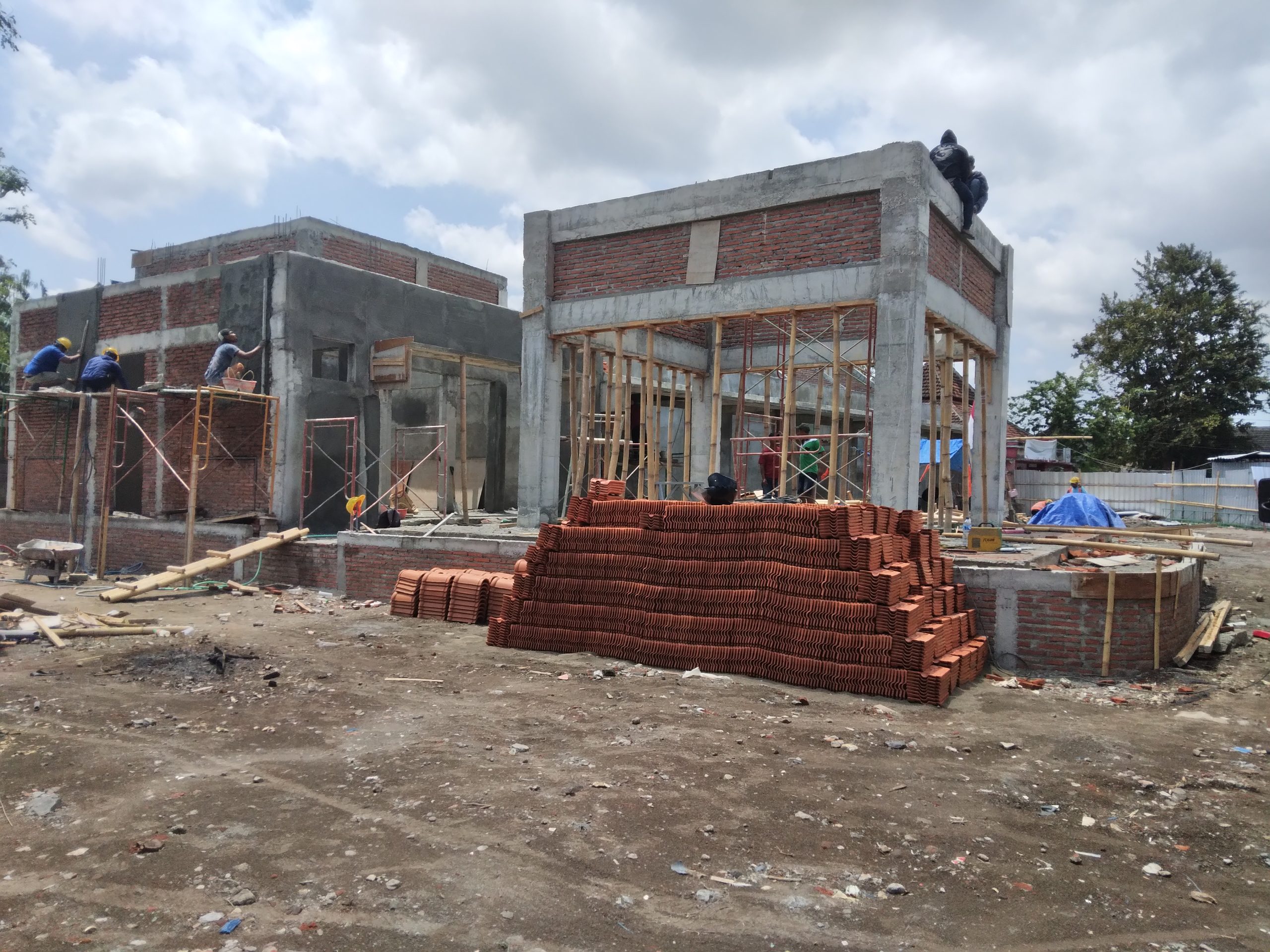 Antisipasi Terkendala Cuaca, DKPP Kota Blitar Minta Tambah Pekerja Proyek Rehab Pasar Ikan Hias