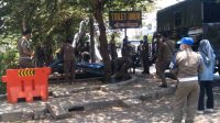 Belasanan PKL Jalan Sultan Agung Kota Batu Bongkar Mandiri Lapaknya