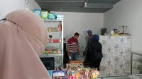Pemilik Apotek Tsabita Farma Kota Batu Kaget, Etalase Obat Diacak-Acak Maling