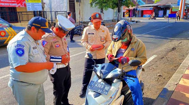 Operasi Zebra Semeru 2024, Intensifkan Patroli Wilayah Nganjuk Rawan Laka