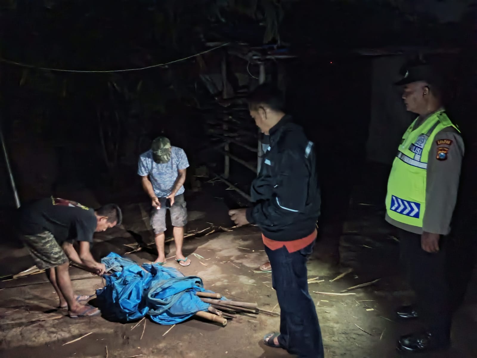 Polisi Bongkar Lokasi Diduga Arena Judi Sabung Ayam di Ngronggot, Ini yang Diamankan