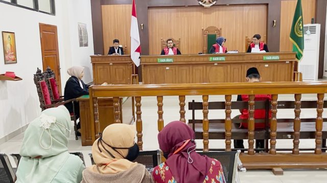 Final ! Bapak-anak Pelaku Pencabulan Santriwati di Ponpes Trenggalek Dibui 9 Tahun