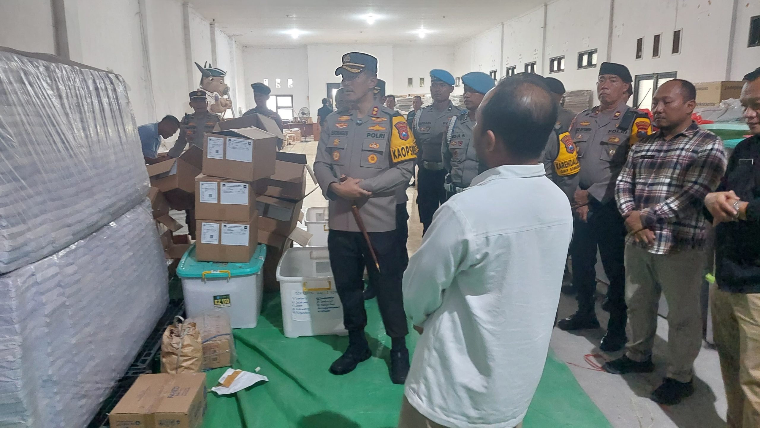 Kapolres Cek Logistik Pilkada 2024 di Gudang KPU