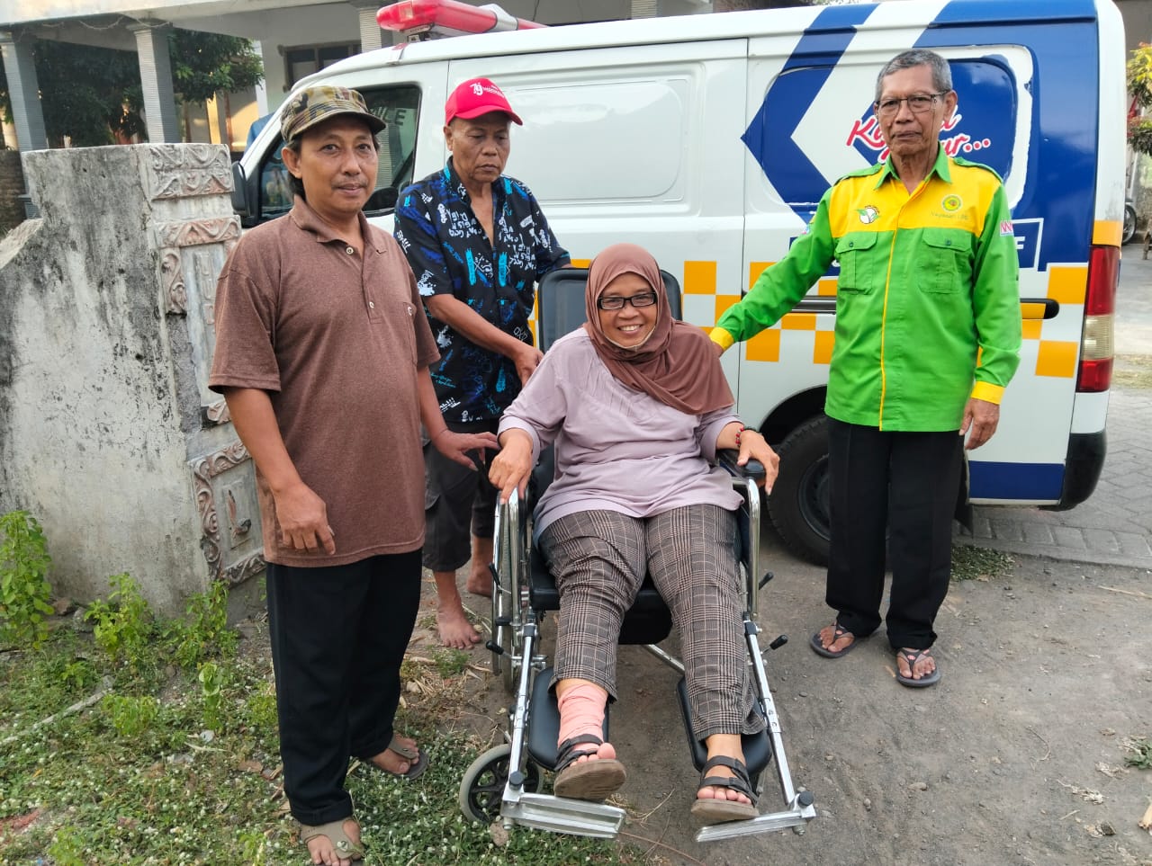 Partai Nasdem Berikan Layanan Gratis Mobil Ambulans, Masyarakat Sangat Terbantu