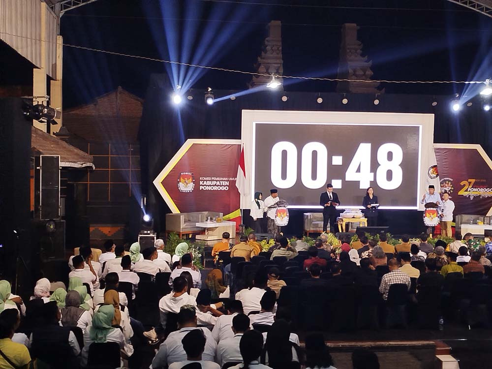 Debat Publik Perdana Pilbup Ponorogo Berjalan Panas, Para Paslon Saling Adu Data Hasil Pertanian