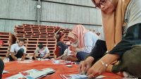 KPU Ponorogo Mulai Sortir dan Lipat Surat Suara, Libatkan 140 Petugas Berpengalaman