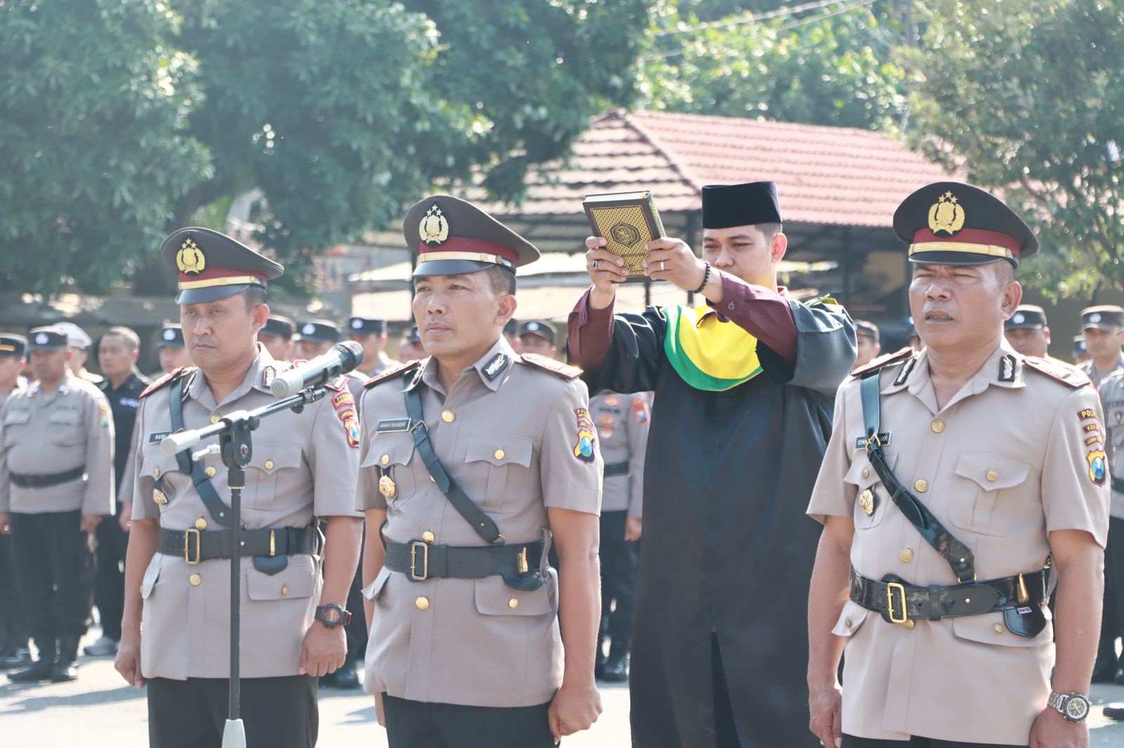 Kapolres Kediri Pimpin Sertijab Kasat Resnarkoba Hingga Kapolsek