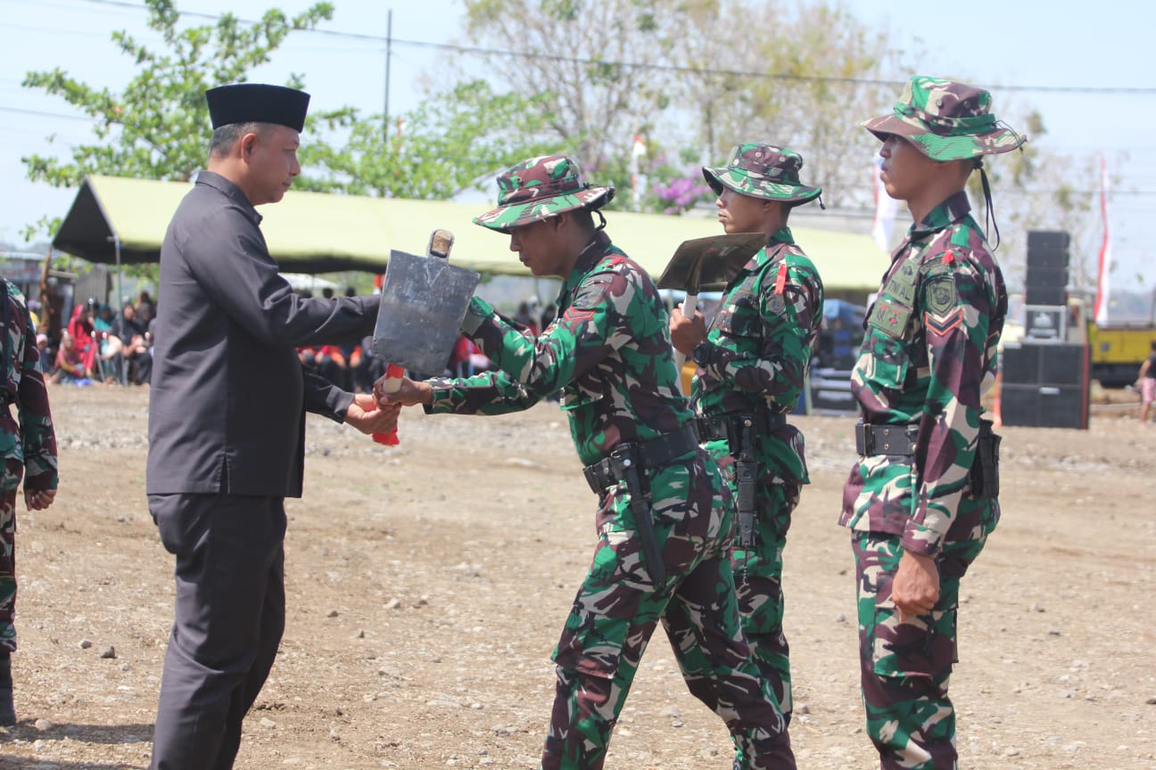 Buka TMMD ke-122 Desa Pagung, Pj Bupati Kediri: Ini Sasarannya