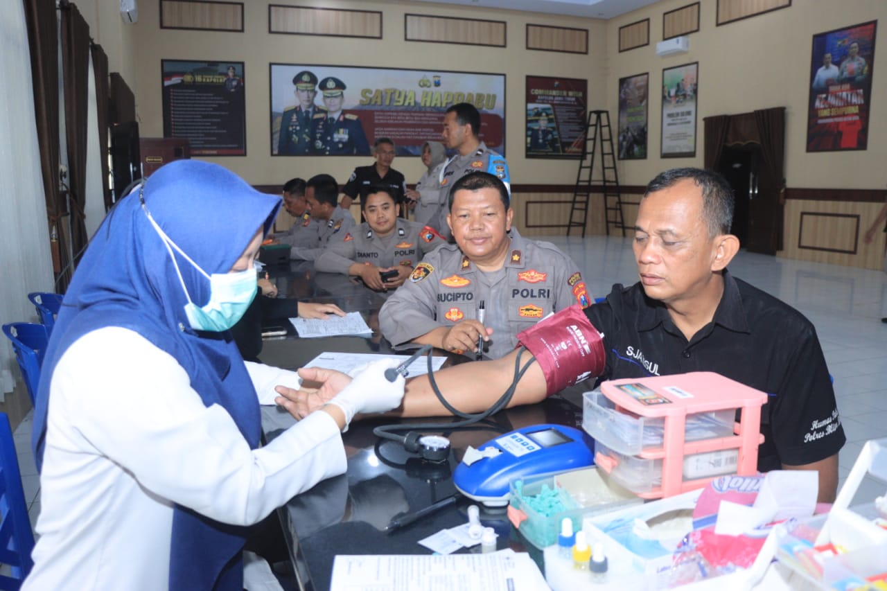 Hari Jadi ke-73 Humas Polri, Polres Blitar Kota Gelar Aksi Donor Darah untuk Kemanusiaan