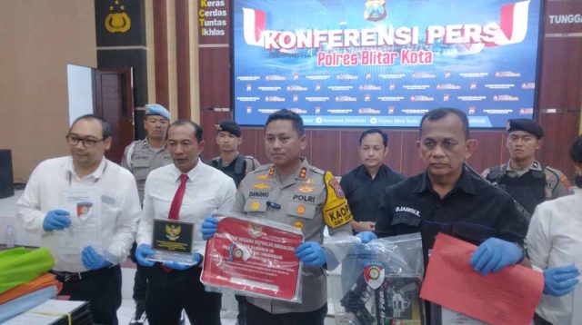 Polres Blitar Kota Bongkar Tipu Modus Lunasi Utang Pinjaman Bank, Puluhan Nasabah jadi Korban