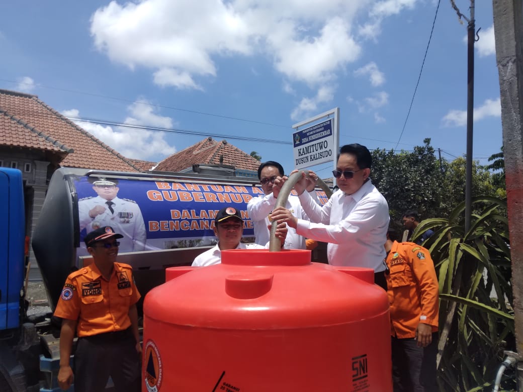 Atasi Kesulitan Air Bersih, Pemprov Jatim Salurkan Ratusan Rit Air ke Blitar