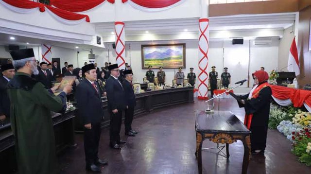 Ketua DPRD Kota Batu Definitif Resmi Dilantik