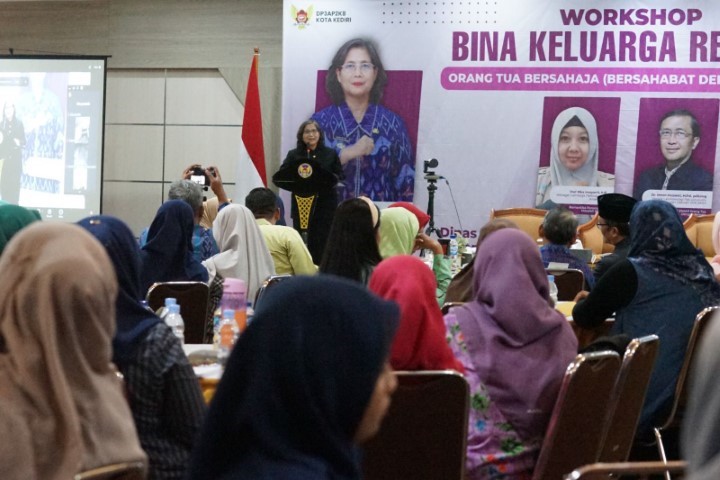 bina keluarga kota kediri zanariah