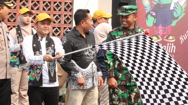 Pendistribusian Logistik Coblosan Dikawal Aparat TNI dan Polisi, Ini Penjelasan Ketua KPU Kabupaten Blitar