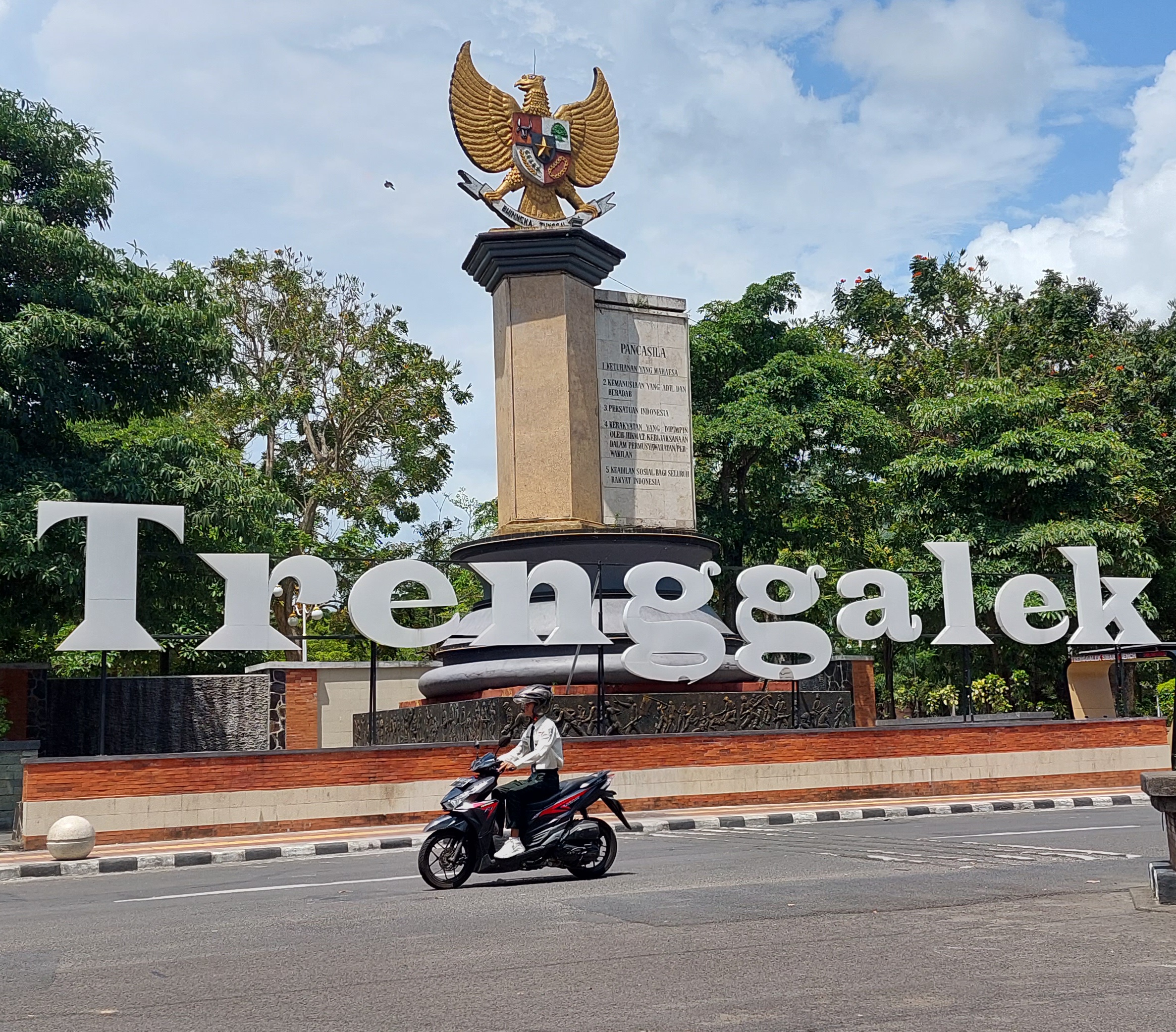 Dinas PUPR Kabupaten Trenggalek: Pelan Tapi Pasti, Jalan Rusak Perlahan Mulus