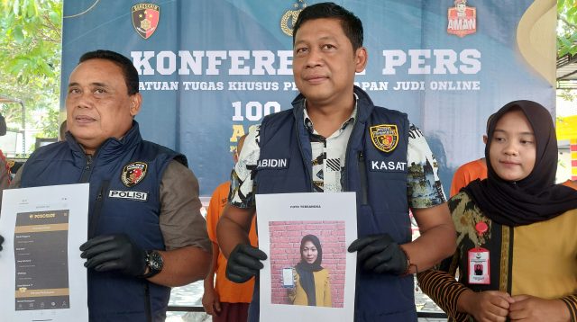 Endorse Situs Judi Online, Selebgram Trenggalek Diamankan Polisi