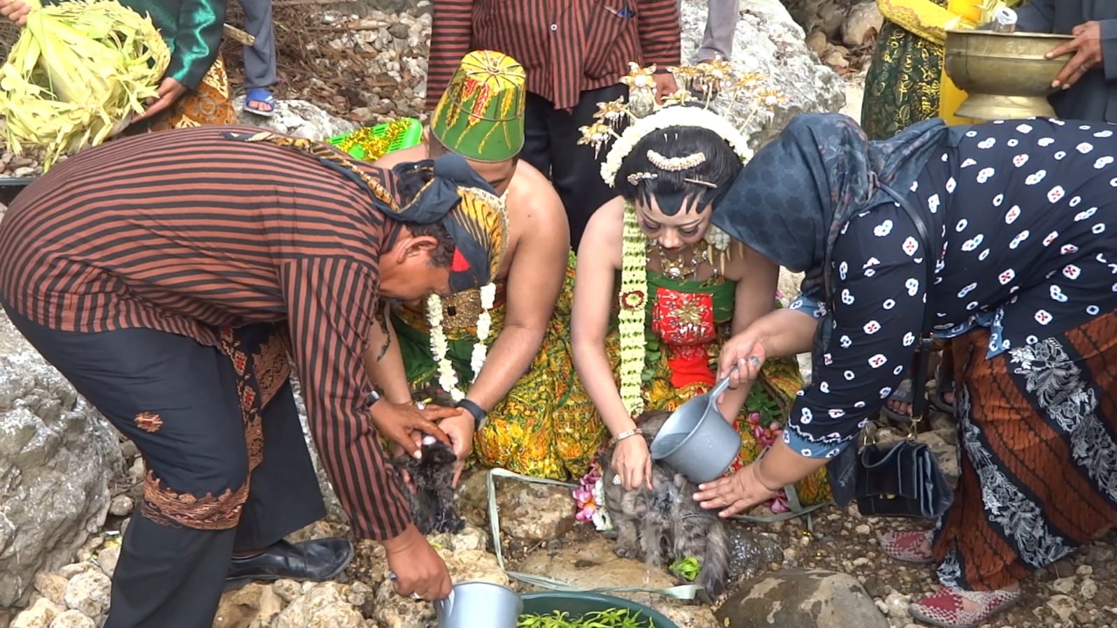 Coban Kromo Mengering, Ritual Meminta Hujan “Manten Kucing” Digelar, Ini Kata Kades Pelem Tulungagung