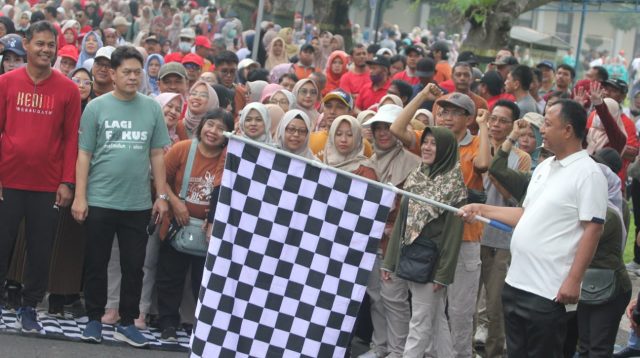 Pjs Bupati Kediri Lepas Jalan Santai HUT ke-53 Korpri, ini Pesan yang Disampaikan