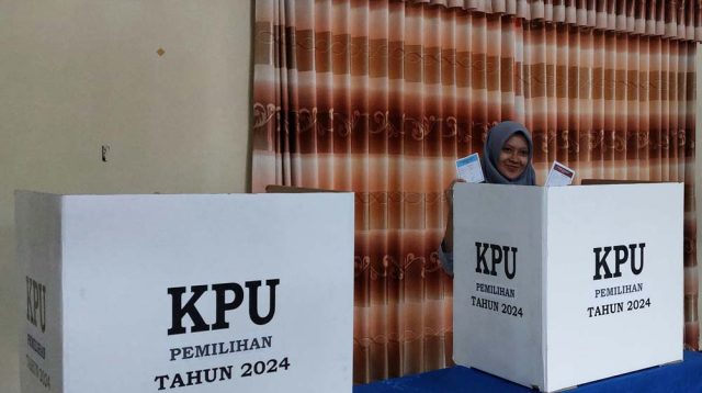 Antisipasi PSU, KPU Trenggalek Simulasikan Pemungutan Suara