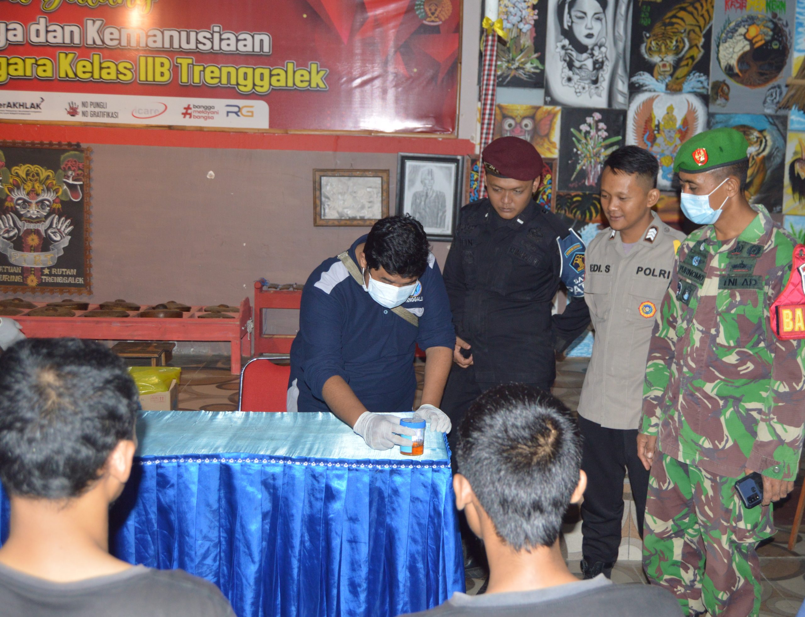 Razia Narkoba, Napi dan Sipir di Rutan Kelas II B Trenggalek Dites Urine, ini Hasilnya