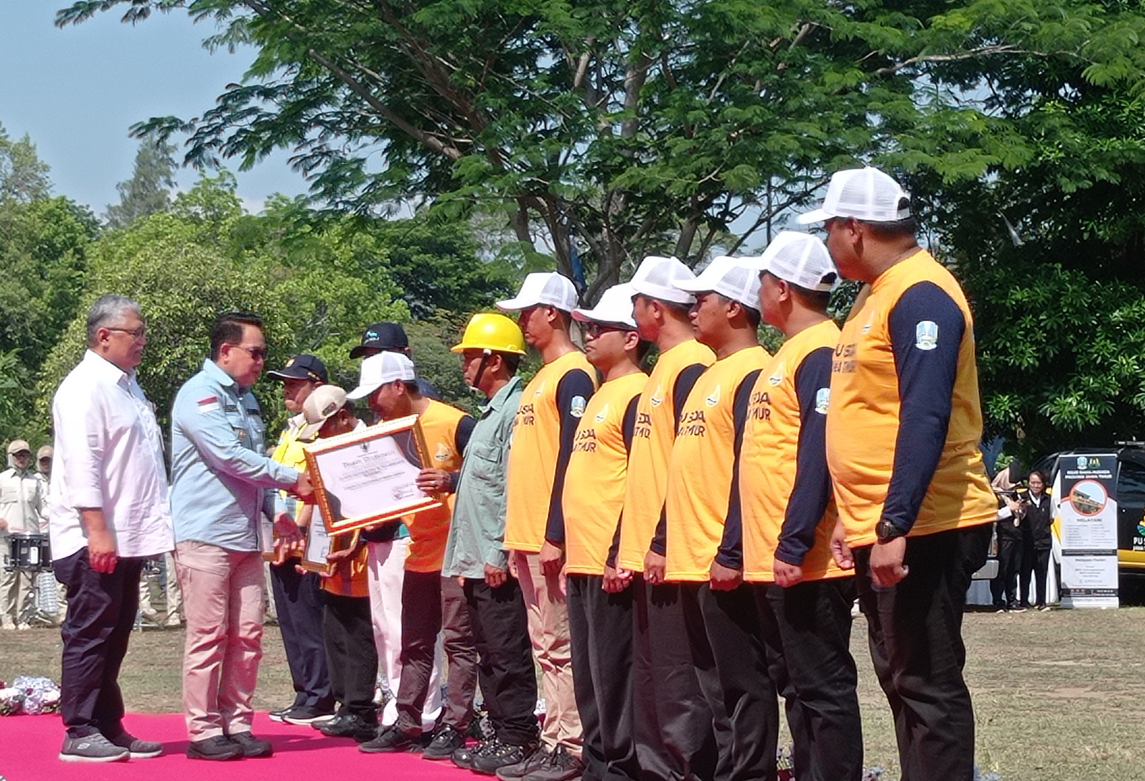 Pj Gubernur Jatim Ingatkan Kewaspadaan Hadapi Kebencanaan