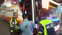 Puluhan Kendaraan Terjaring Razia di Kota Kediri, Dua Bus Sempat Kabur Berhasil Dihentikan