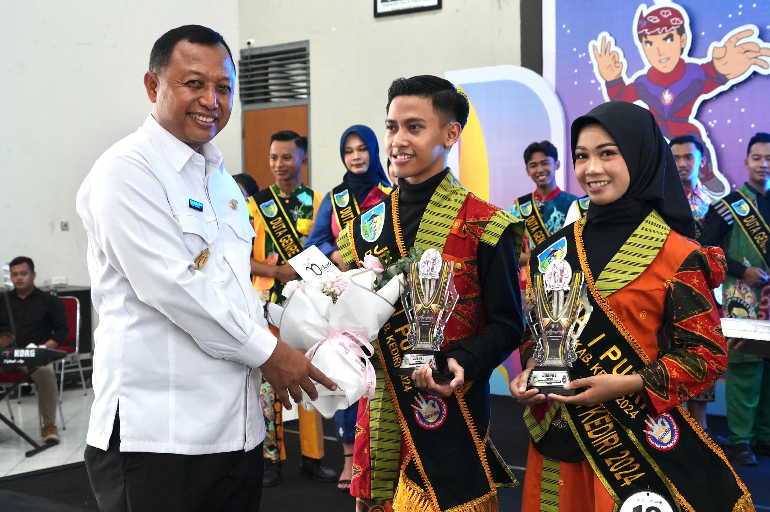 Yuda dan Titis Pemenang Duta Genre 2024 Kabupaten Kediri