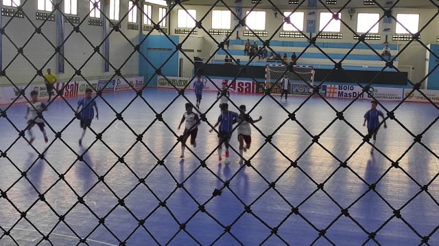 Gabungkan Olahraga dan Entertain, Kompetisi Futsal Info Jombang Cup Antarpelajar Diikuti 43 Tim se-Jatim