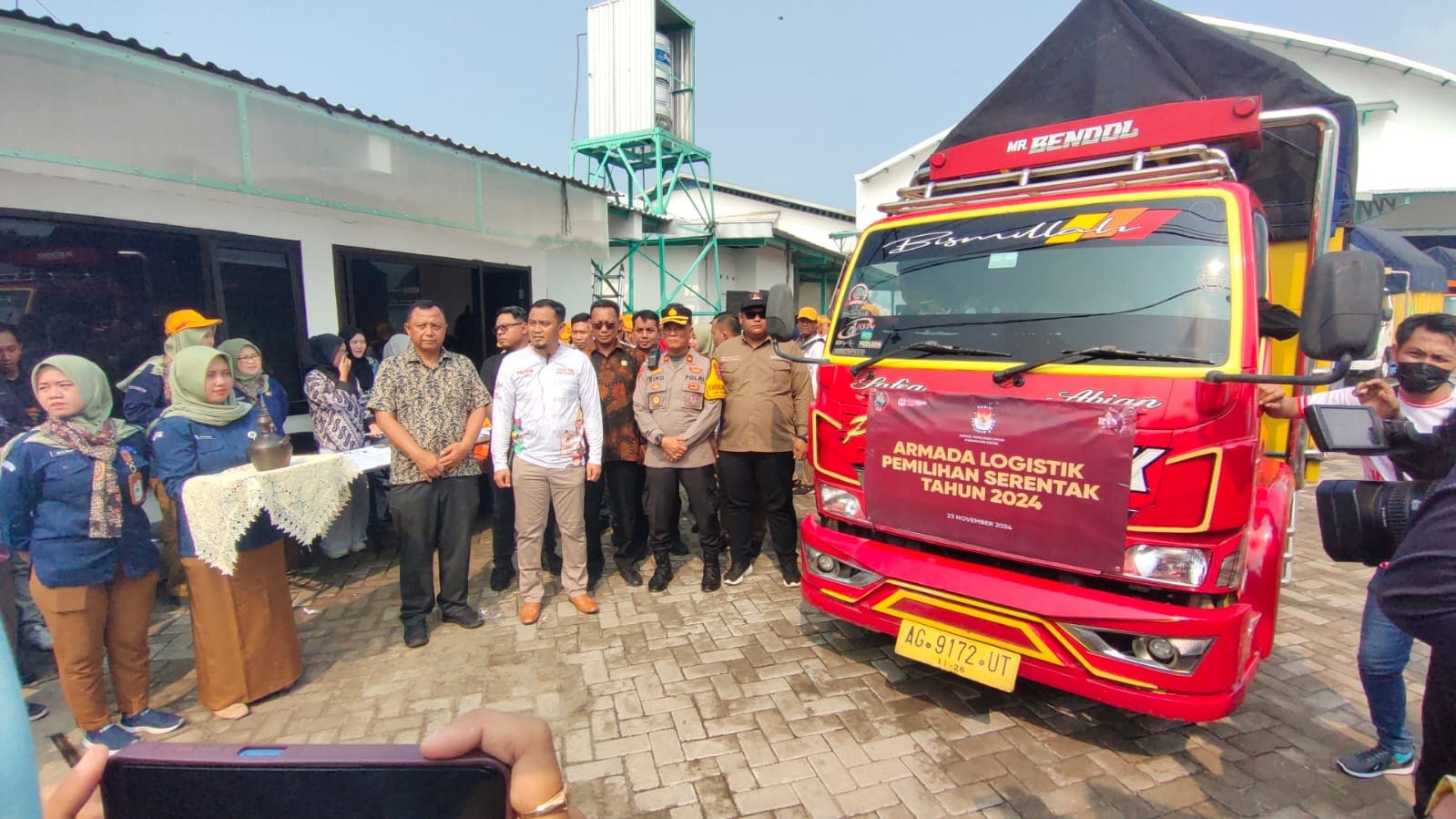 KPU Kabupaten Kediri Distribusikan Logistik ke 26 Kecamatan