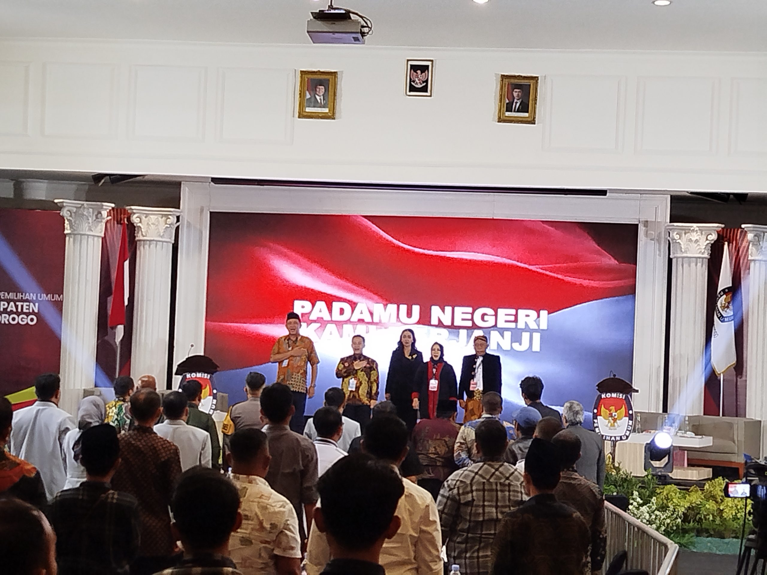 Debat Pamungkas, KPU Ponorogo Libatkan Lima Panelis Independen Lulusan Luar Negeri