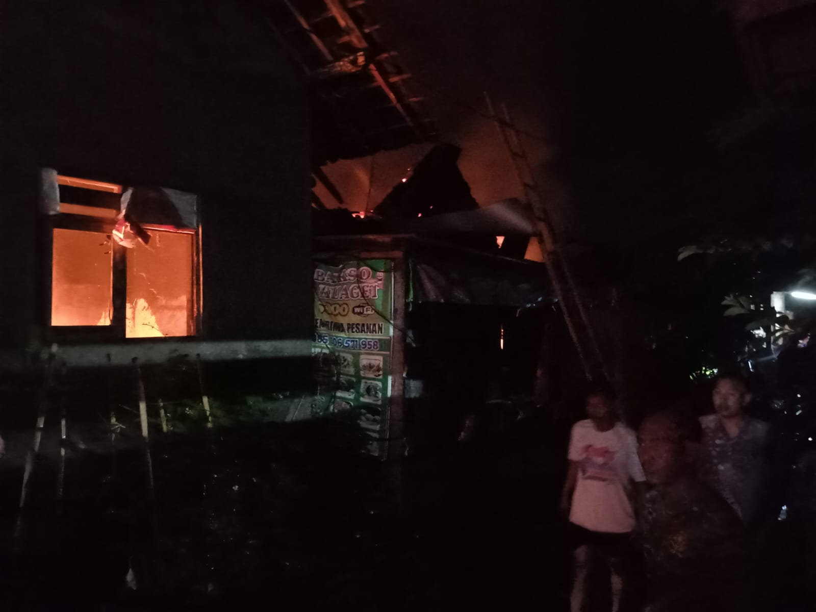 Korsleting, Rumah di Blitar Terbakar, Uang Rp5 Juta Tak Bisa Diselamatkan