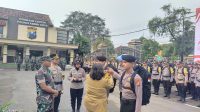 Apel Pergeseran Pasukan Pengamanan TPS Polres Kediri Kota, Ratusan Personel Gabungan Dibekali Sarpras