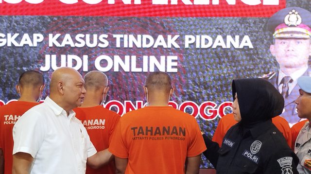 Kurang dari 1 Bulan, Satreskrim Polres Ponorogo Sikat Para Penjudi Online dan Offline