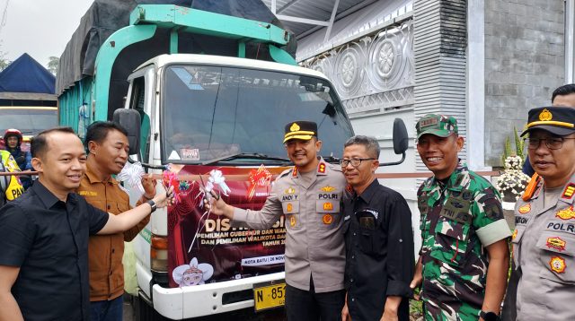 KPU Kota Batu Distribusikan Logistik Pilkada 2024