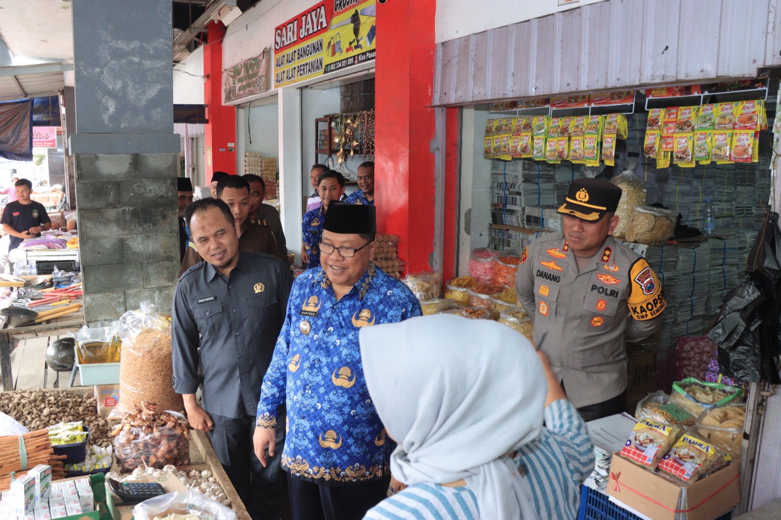 Forkopimda Kota Blitar Sidak Ketersediaan Sembako Jelang Nataru, Ini HasilnyaForkopimda Kota Blitar Sidak Ketersediaan Sembako Jelang Nataru, Ini Hasilnya