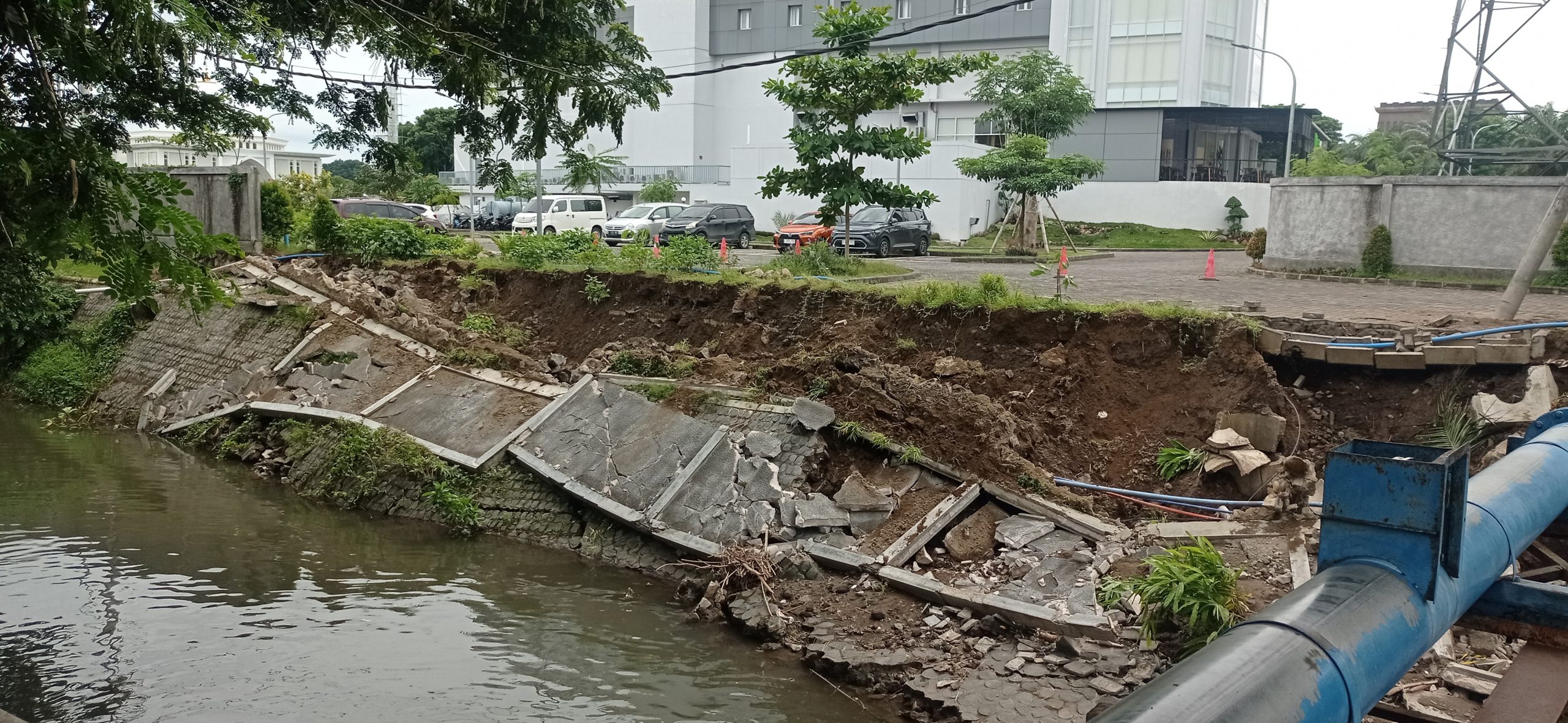 Dinas PUPR Kabupaten Kediri Segera Lakukan Perbaikan Plengsengan Ambrol