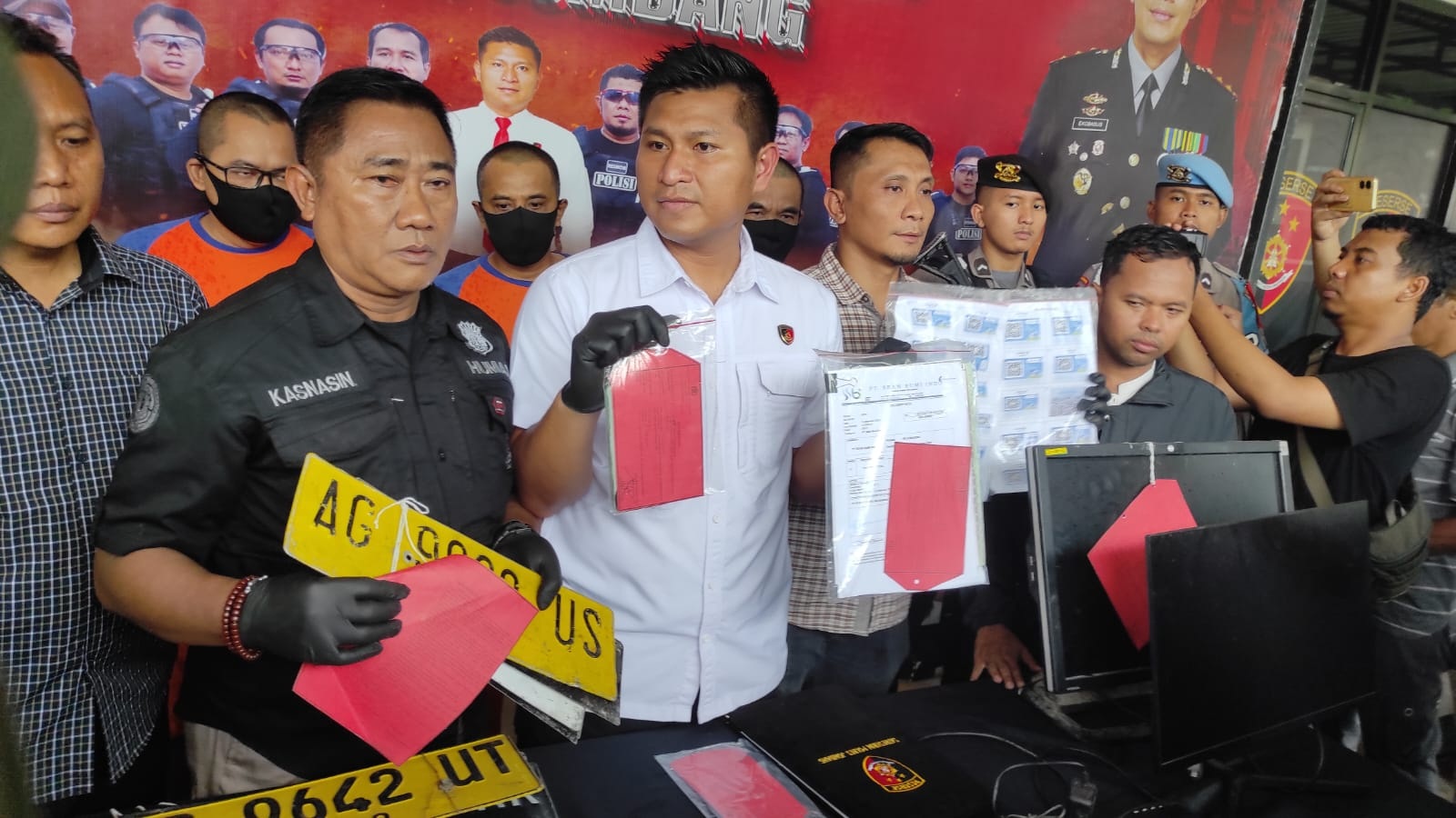 Penyelewengan BBM Bersubsidi Jenis Solar Terbongkar, Polisi Temukan 74 Barcode untuk Memuluskan Aksi