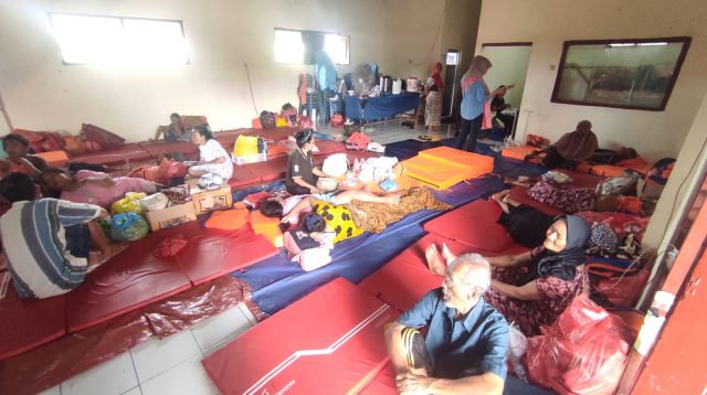 Banjir Kesamben Jombang, 70 Pengungsi Bertahan di Balai Desa Jombok