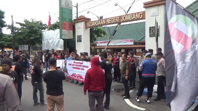 Refleksi Hari Anti Korupsi Sedunia di Jombang, Soroti Dugaan Korupsi di Desa dan Kelurahan