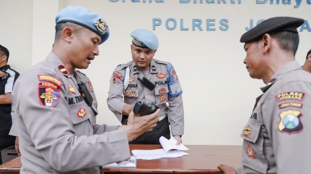 Antisipasi Penyalahgunaan, Senpi Anggota Polres Jombang Diperiksa