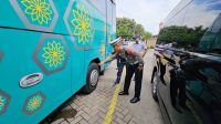 Puluhan Sopir Bus Pariwisata Ikuti Ramp Chcek dan Tes Urine Demi Keselamatan Wisatawan di Kota Batu
