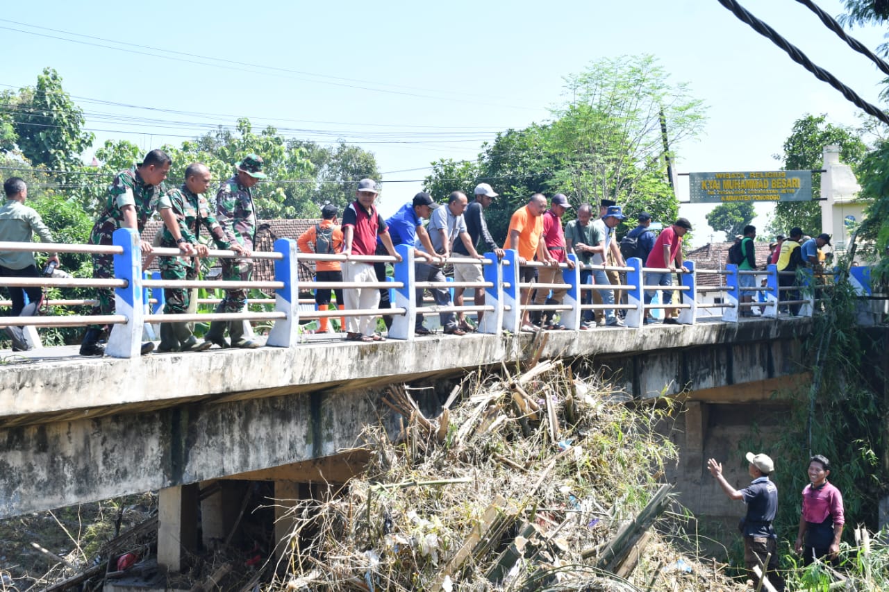 BPBD Ponorogo Akui Kesulitan Bersihkan Dapuran Bambu Pascabanjir, ini Alasannya