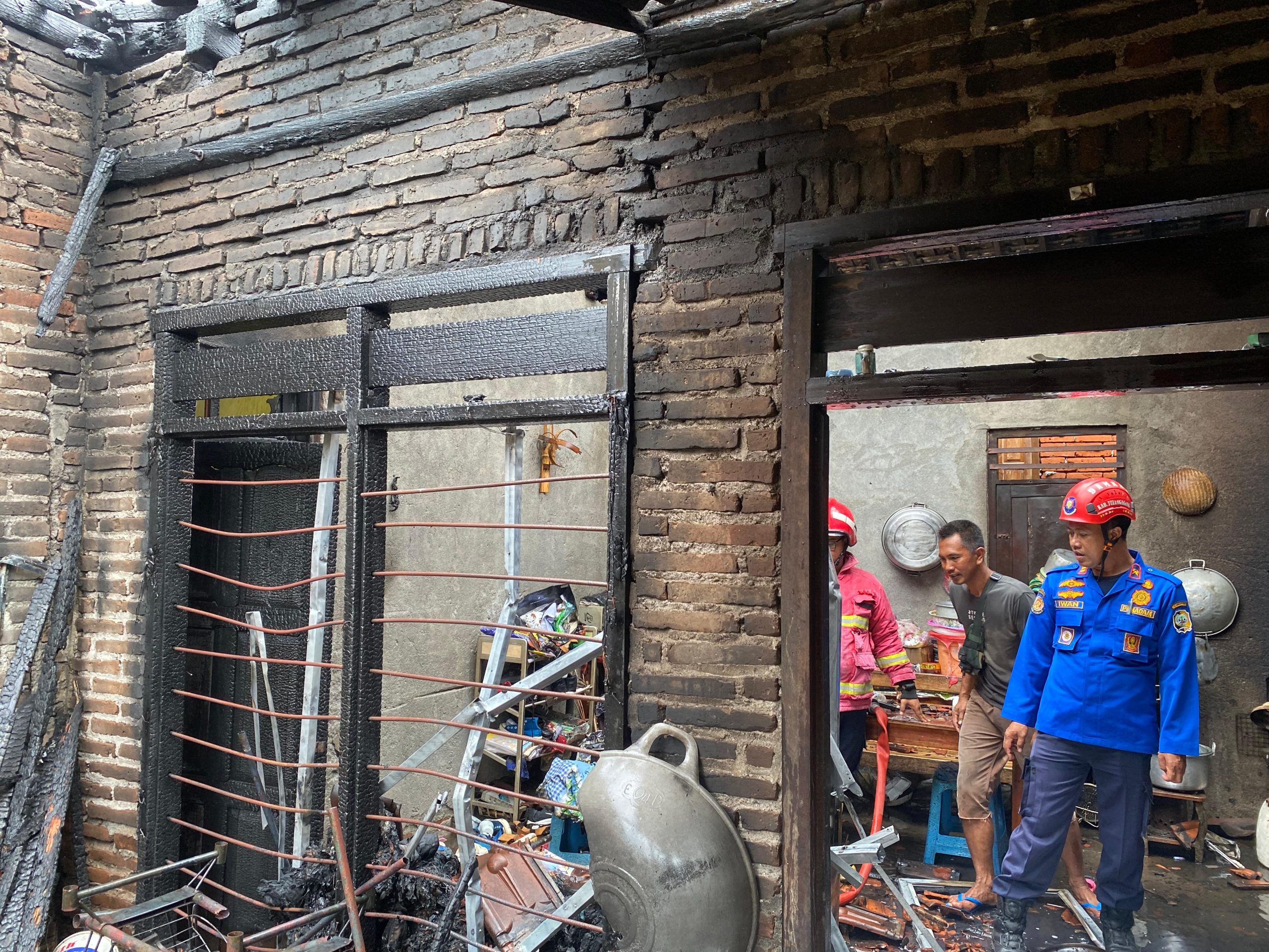 Akibat Korsleting Listrik, Rumah Warga Tulungagung Hangus Terbakar, Kerugian Capai Rp 50 Juta