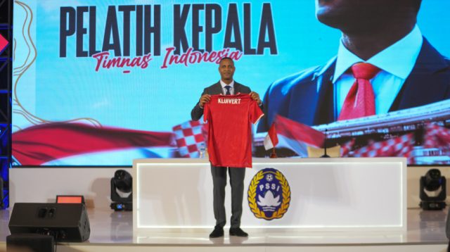 Pelatih Timnas Indonesia Patrick Kluivert Diperkenalkan, Berikut Strategi Untuk Lolos ke Piala Dunia 2026