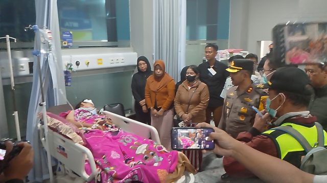 Ingin Liburan Keluarga Asal Jember Menjadi Korban Bus Pariwisata
