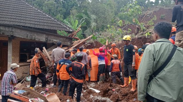 Jasad Korban Tanah Longsor Wonosalam Jombang Ditemukan di Hari Kedua Pencarian