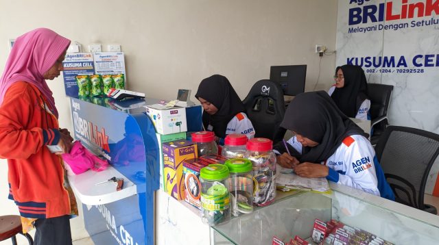 Buka Agen Laku Pandai, Beri Layanan Gratis Anak Pondok Pesantren di Jombang