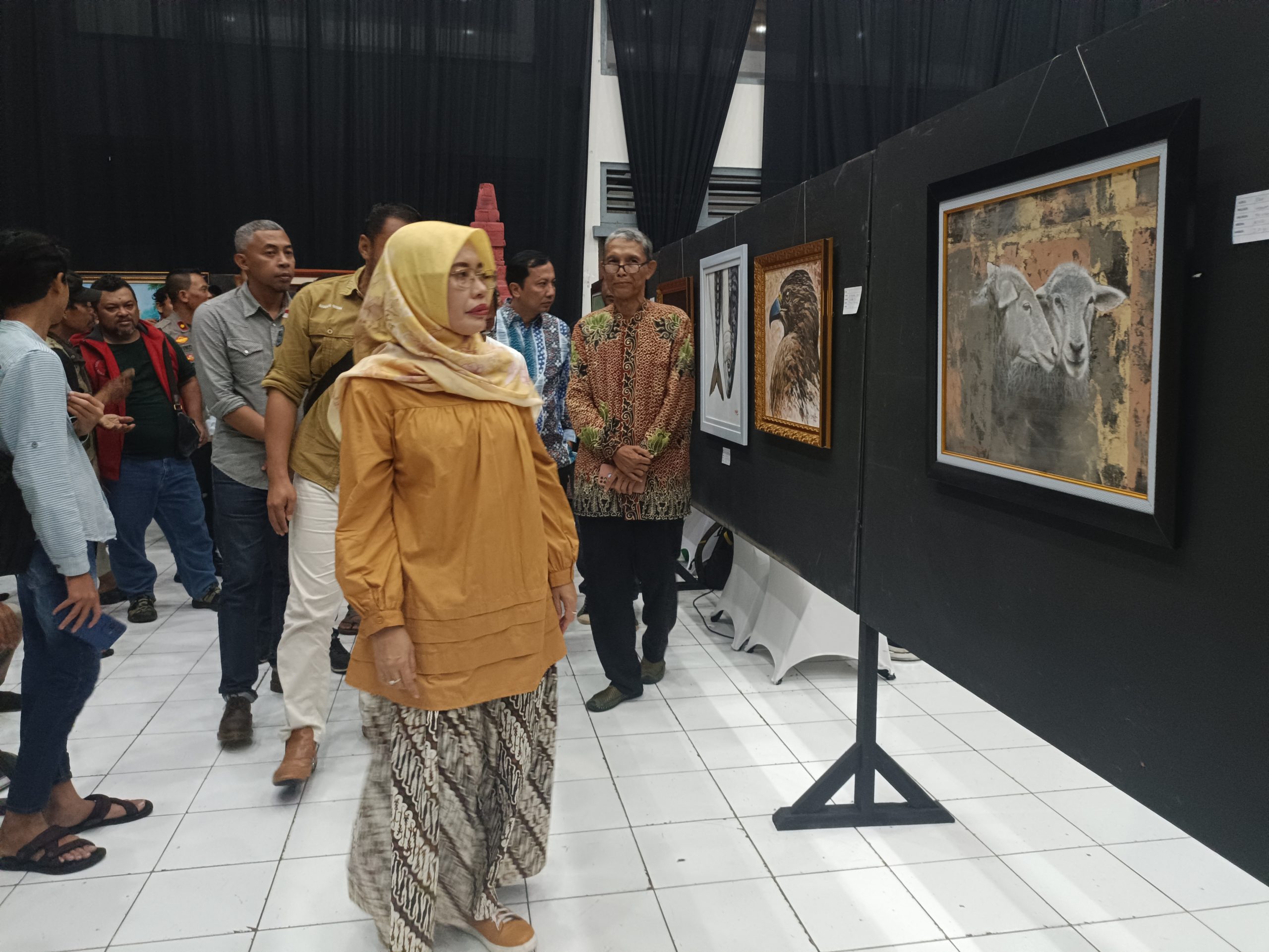 Pameran Karya Seniman Kediri, KPU Kabupaten Kediri: Suarakan Demokrasi Lewat Lukisan