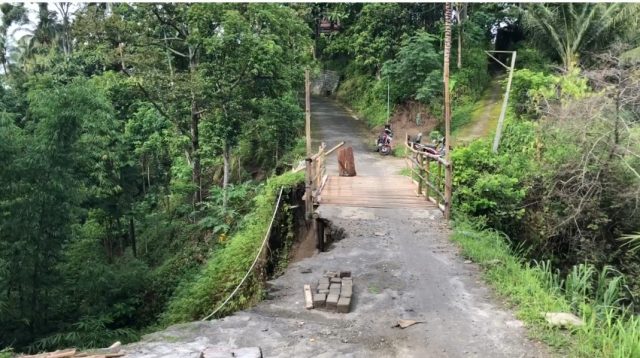 Perbaikan Jalan Amblas Tinggal Menunggu DED, Ini Penjelasan Kepala BPBD Kabupaten Ponorogo